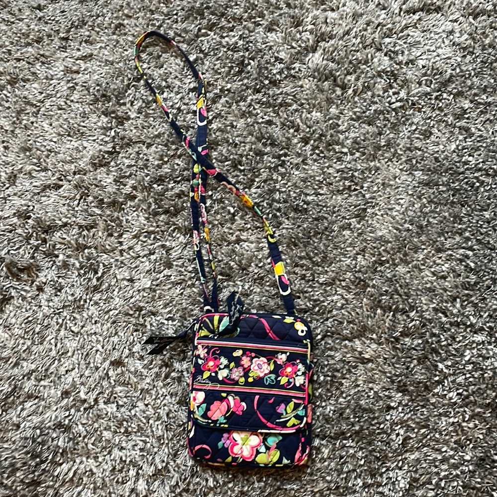 Vera Bradley Little Hipster in Ribbons